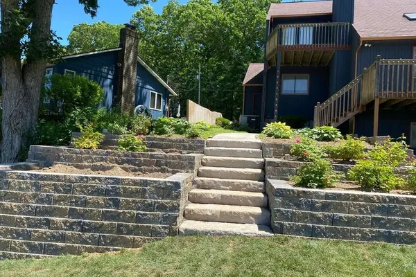 Stone retaining wall and steps